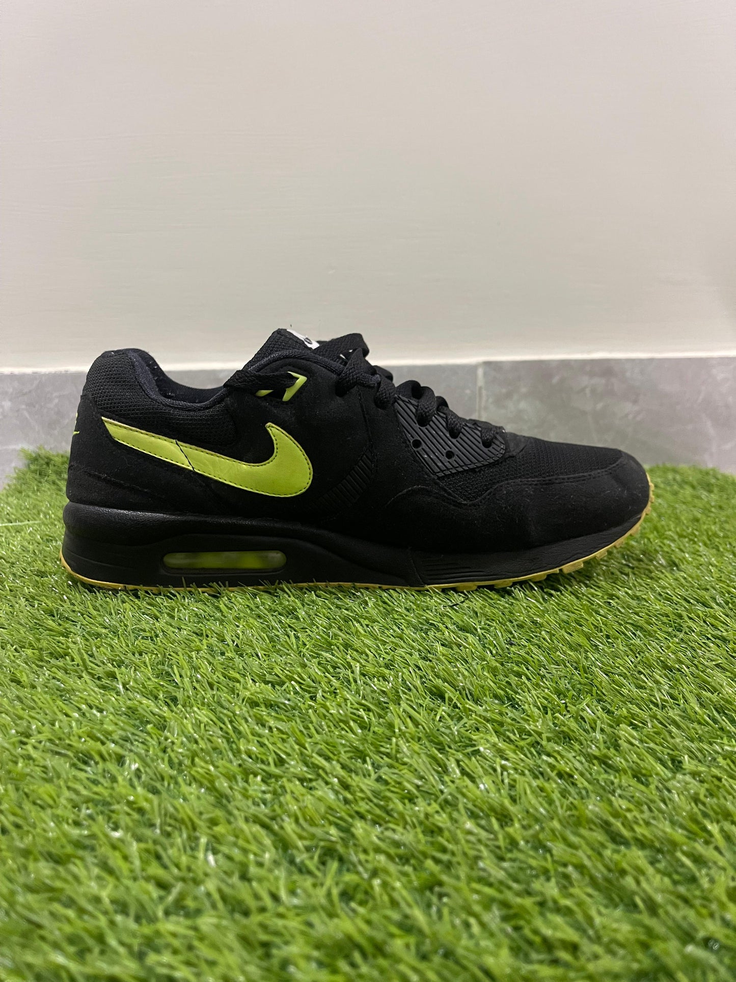 Nike Air Max Light Black & Green